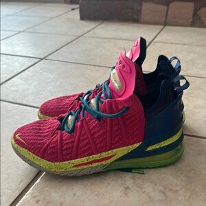 Nike LeBron 18 Los Angeles Athletic Shoes